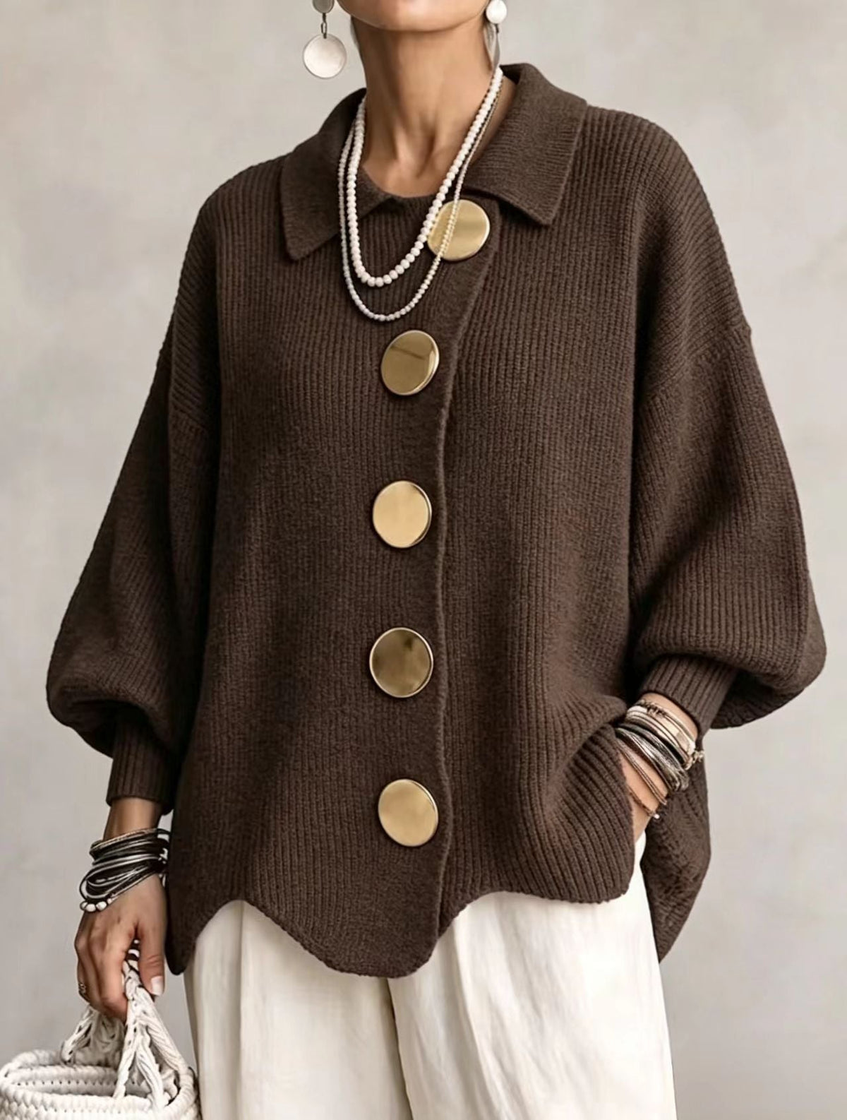 Luna | Cardigan oversize con grandi bottoni dorati