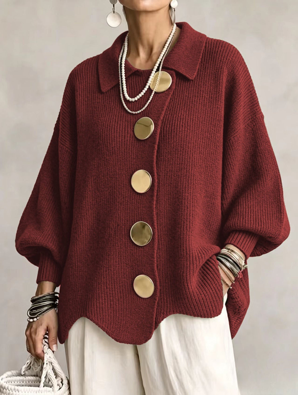 Luna | Cardigan oversize con grandi bottoni dorati